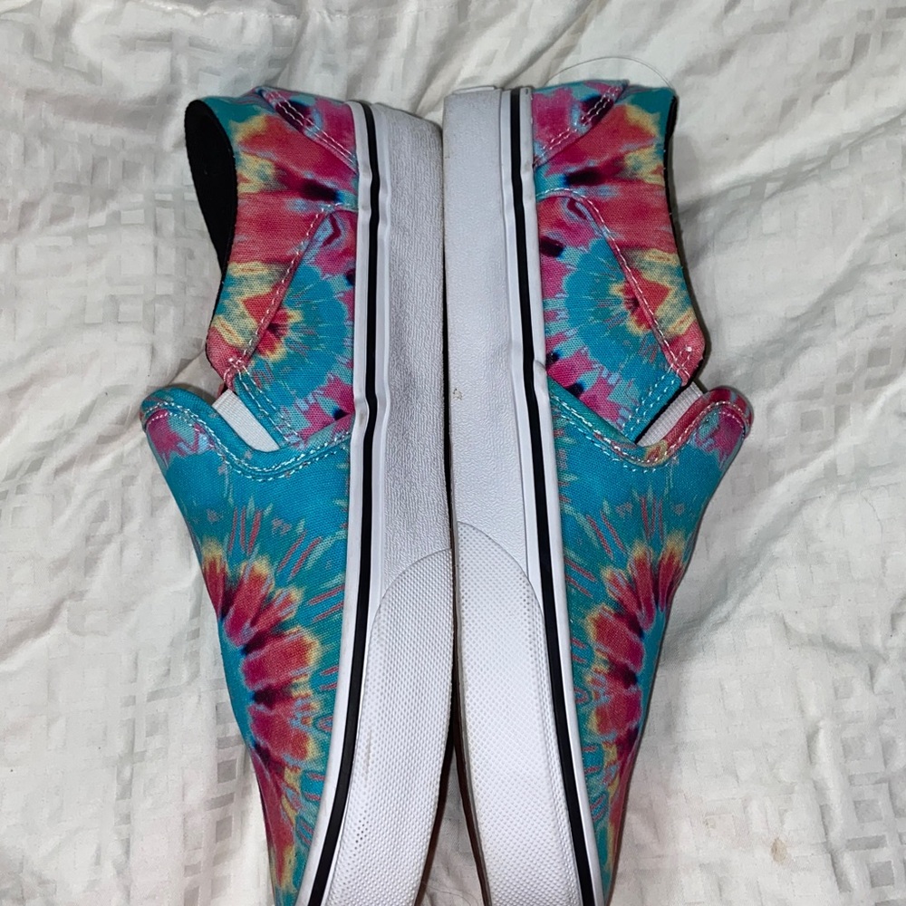 Like new vans Asher tie dye slip on - Picture 10 of 13
